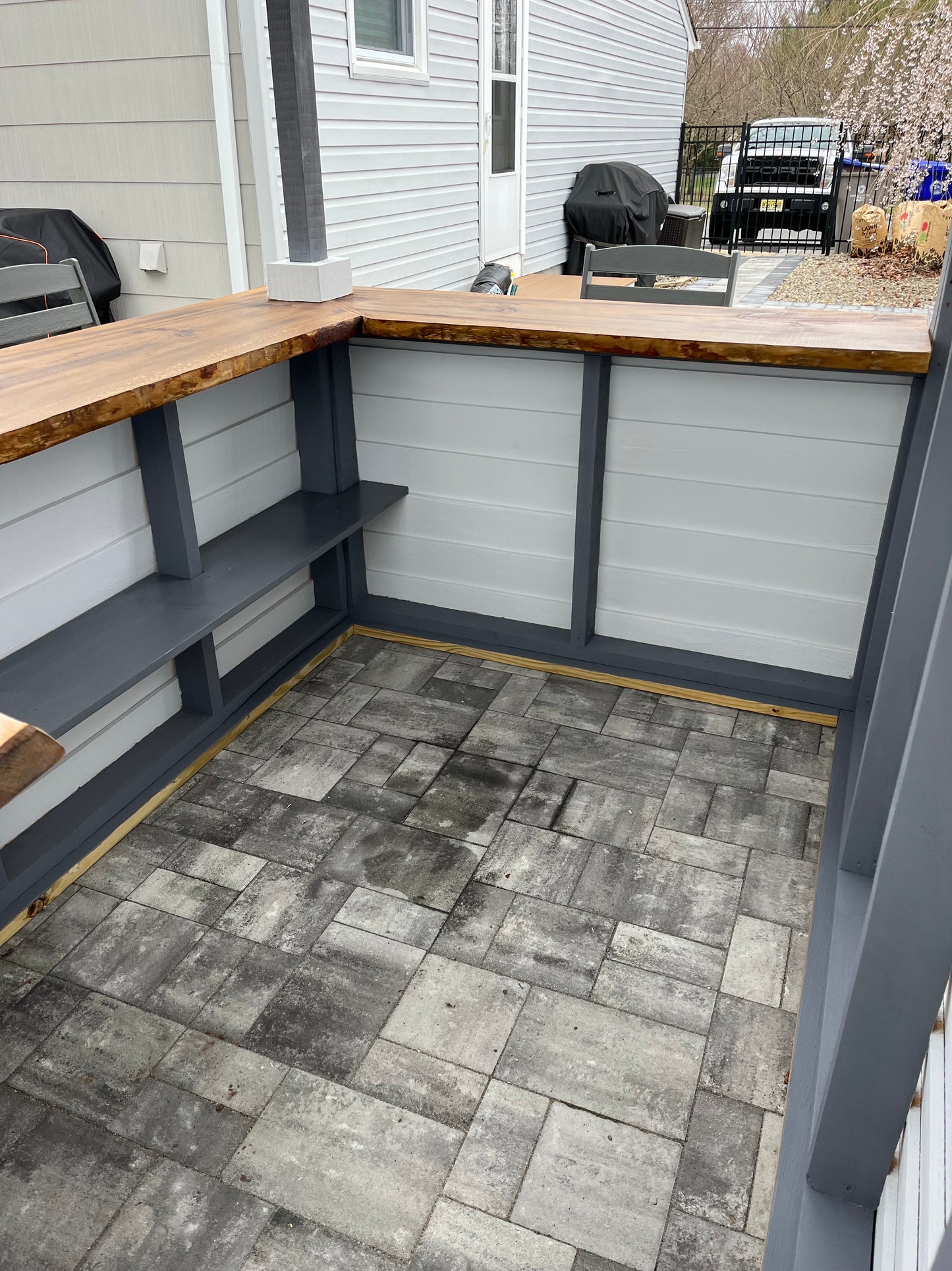 Outdoor Bar