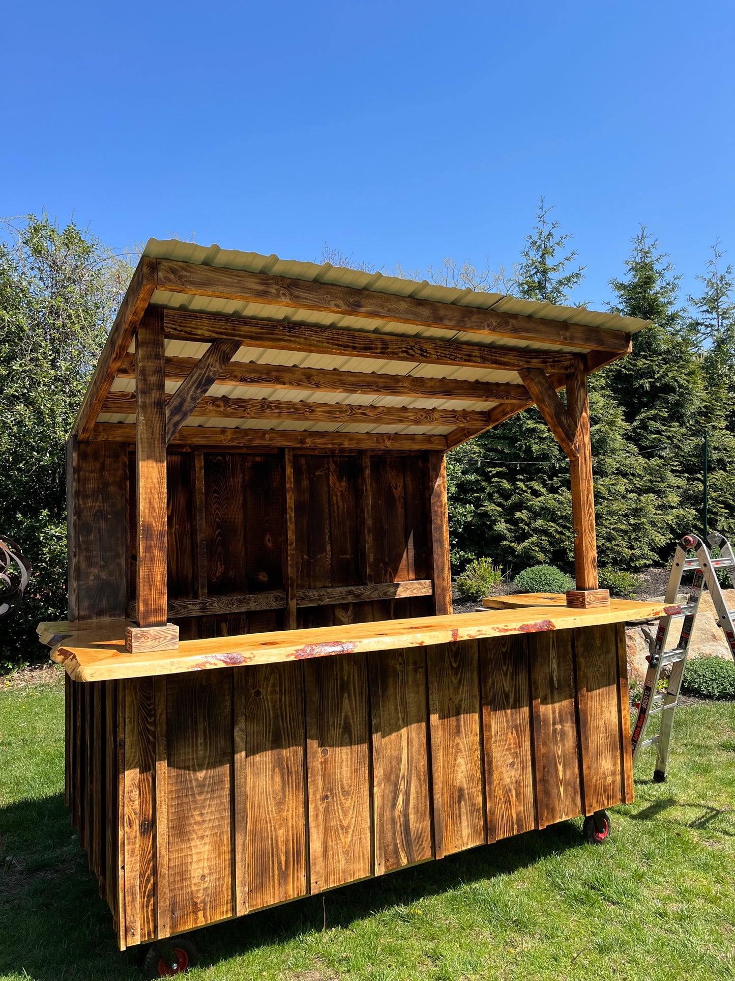 Outdoor Bar
